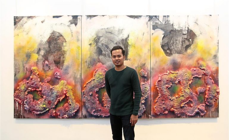 star2 – A vortex of trash in the Pacific Ocean inspires Faizal Yunus’ art